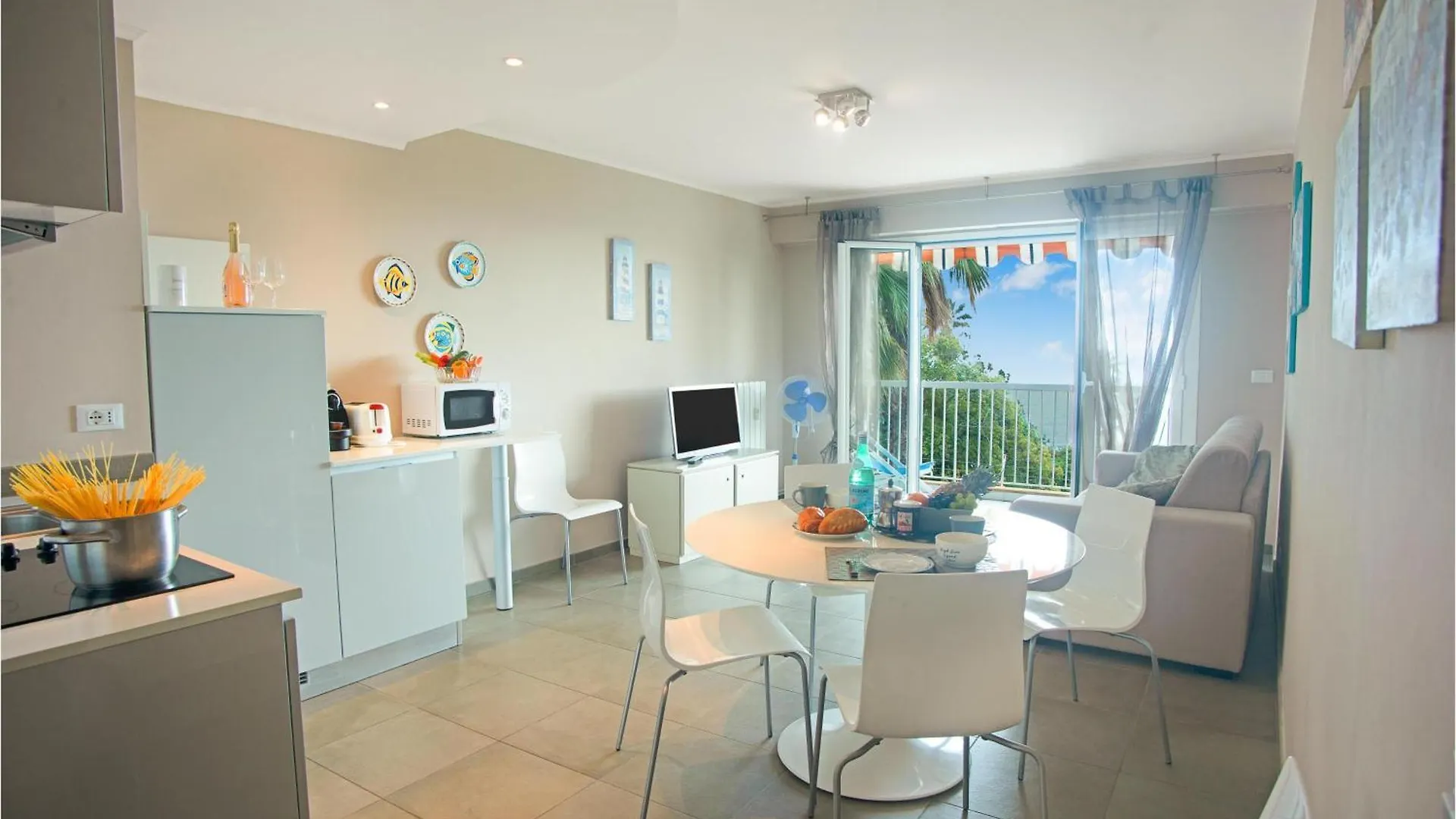 Vina Del Mare - Happy Rentals Menton