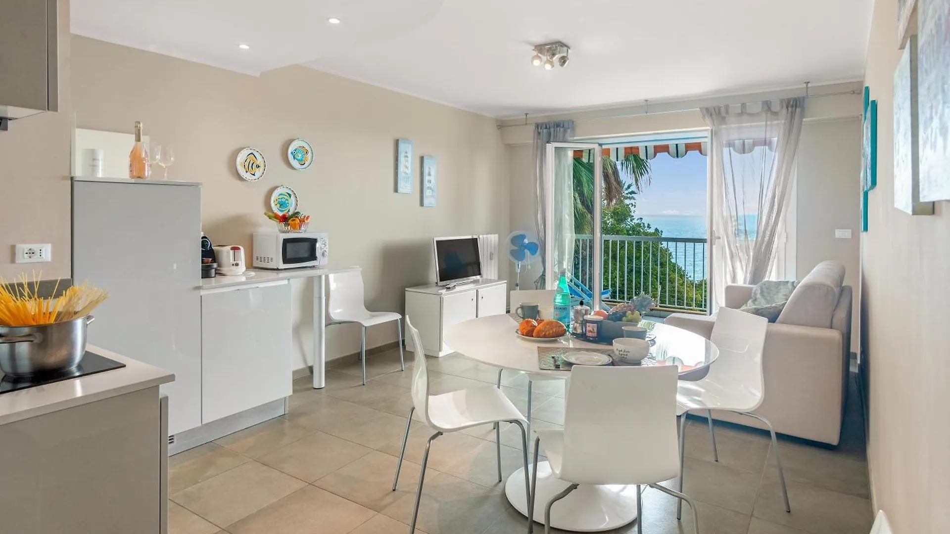Apartment Vina Del Mare - Happy Rentals Menton